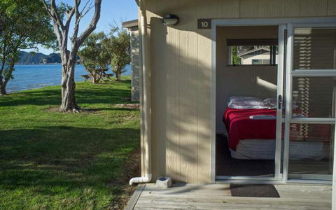 Pohara Beach Top 10 Holiday Park - Accommodation New Zealand 0