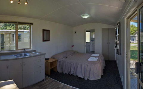 Pohara Beach Top 10 Holiday Park - Accommodation New Zealand 12
