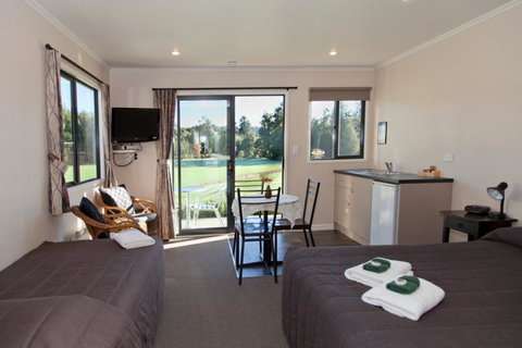 Waitomo TOP 10 Holiday Park - Accommodation New Zealand 2