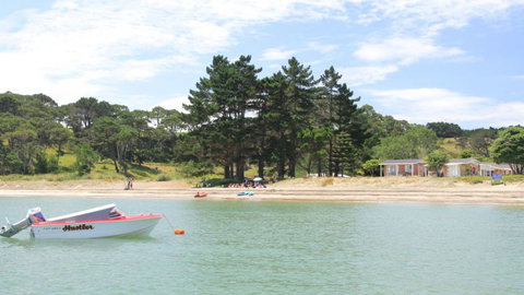 Orua Bay Beach Motor Camp & Accommodation - Accommodation New Zealand 3