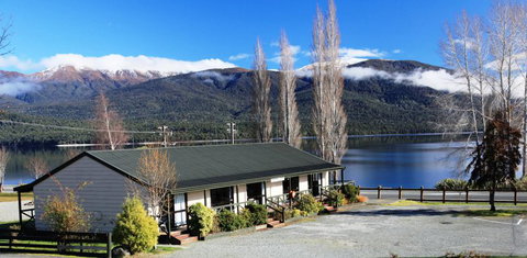 Te Anau Lakeview Kiwi Holiday Park & Motels - Accommodation New Zealand 9