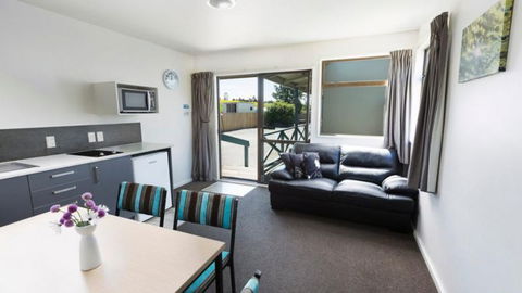 North South Holiday Park - Accommodation New Zealand 5