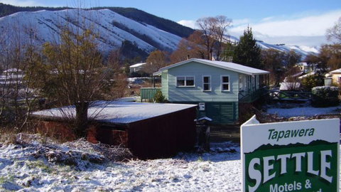 Tapawera Settle - Accommodation New Zealand 3