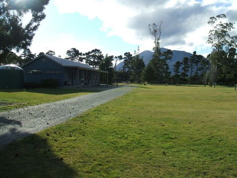 Mossburn Country Park - Accommodation New Zealand 6