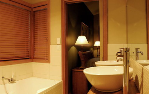 Wanaka Luxury Apartments - Accommodation New Zealand 4