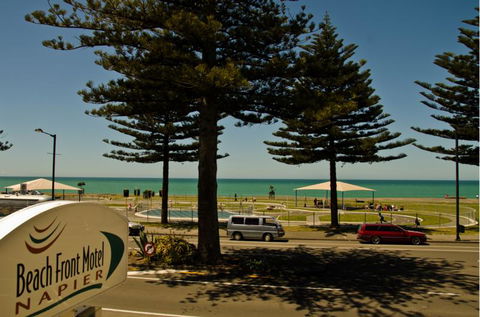 Beachfront Motel - Accommodation New Zealand 4