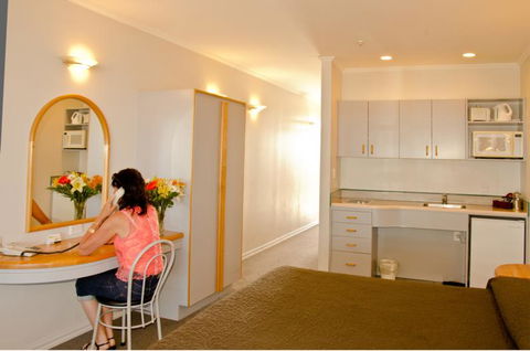 Beachfront Motel - Accommodation New Zealand 5