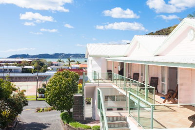 Admiral's View Lodge & Motel