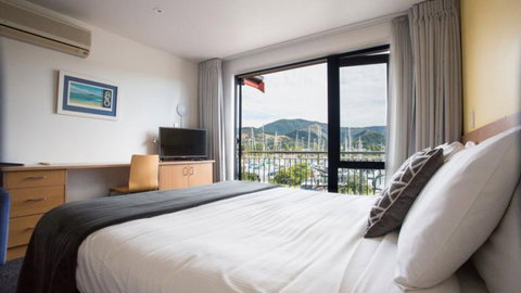 Harbourside Lodge - Accommodation New Zealand 1