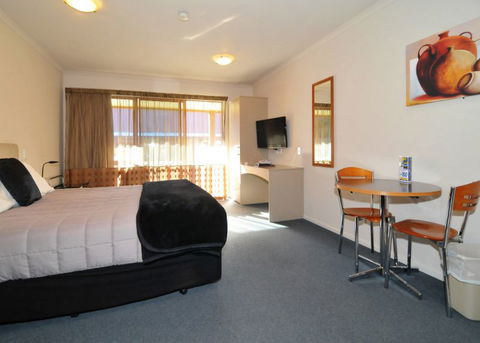 ASURE Scenic Route Motor Lodge - Accommodation New Zealand 3