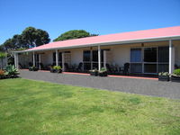 Baylinks Motel