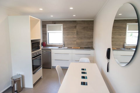 Aria On Bank Motel - Accommodation New Zealand 3