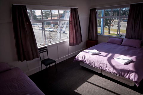 The Brown Pub Methven - Accommodation New Zealand 3