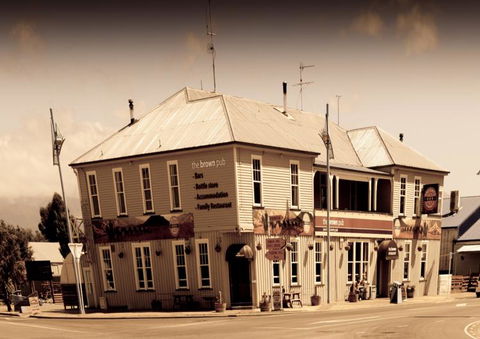 The Brown Pub Methven - Accommodation New Zealand 6