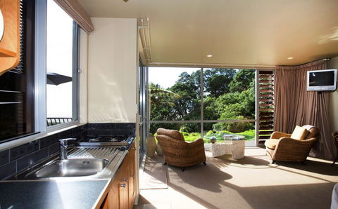 Ohiwa Beach Apartments - Accommodation New Zealand 1