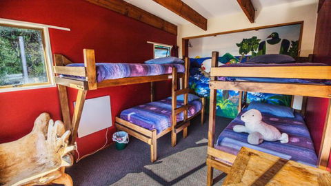 YHA Hokitika - Accommodation New Zealand 4