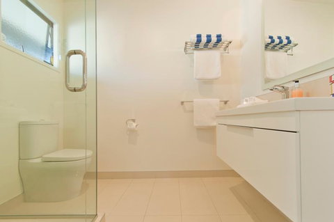 Beachfront Resort - Accommodation New Zealand 5