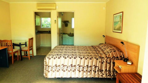Tudor Lodge Motel - Accommodation New Zealand 17