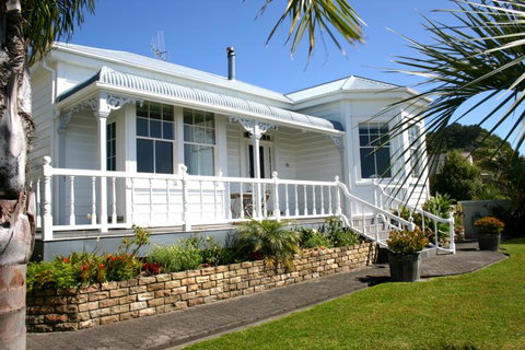 White Island Rendezvous - Accommodation New Zealand 4