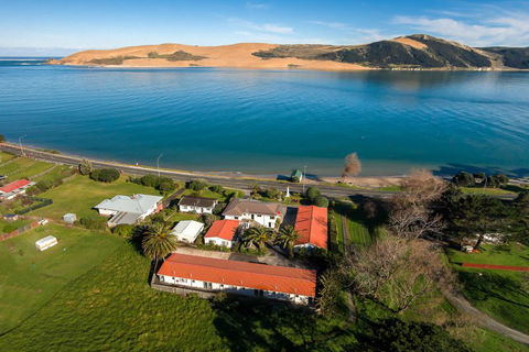 Opononi Lighthouse Motel - Accommodation New Zealand 1