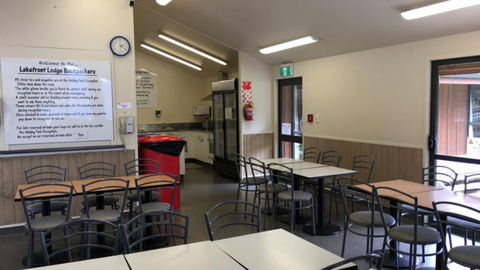 Lakefront Lodge Backpackers - Accommodation New Zealand 2