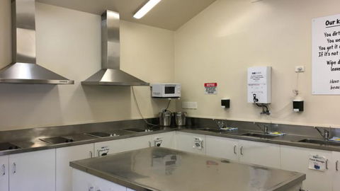 Lakefront Lodge Backpackers - Accommodation New Zealand 7