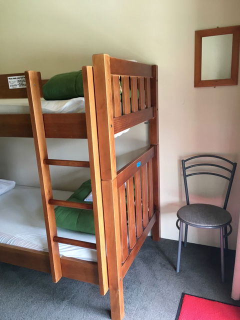 Lakefront Lodge Backpackers - Accommodation New Zealand 15