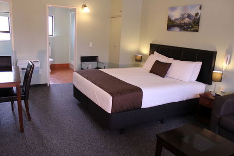 ASURE Townsman Motor Lodge - Accommodation New Zealand 1