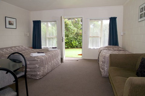 252 Beachside Motels & Holiday Park - Accommodation New Zealand 3