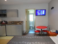 Bealey Avenue Motel