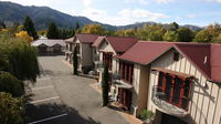 Settlers Motel