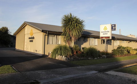 Annabelle Motel - Accommodation New Zealand 0