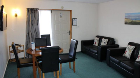 ASURE Ambassador Motor Lodge - Accommodation New Zealand 11