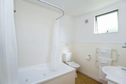 Asure Alfresco Motor Lodge - Accommodation New Zealand 4