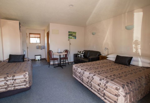 ASURE Highpark Motor Inn - Accommodation New Zealand 4