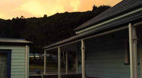 Blue Moon Lodge - Accommodation New Zealand 3