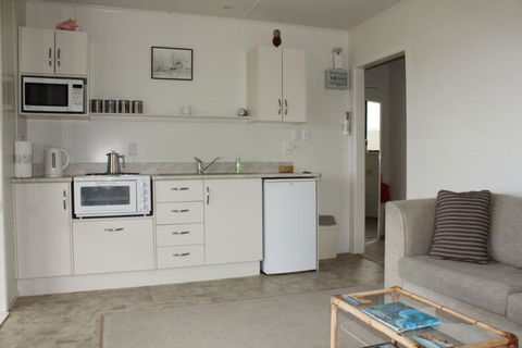 Ahipara Tides Absolute Beachfront - Accommodation New Zealand 2