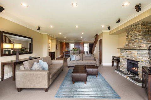 Platinum Queenstown - Accommodation New Zealand 2
