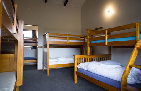 Glentanner Park Backpackers - Accommodation New Zealand 2