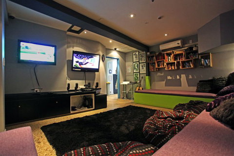 Absoloot Hostel QT - Accommodation New Zealand 5
