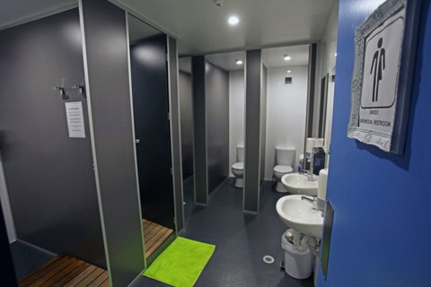 Absoloot Hostel QT - Accommodation New Zealand 8