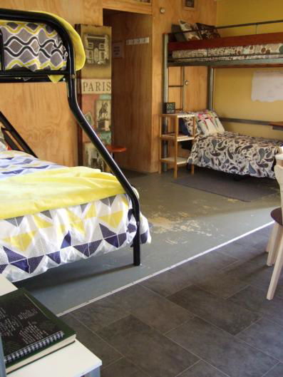 Dolphin Lodge - Accommodation New Zealand 7