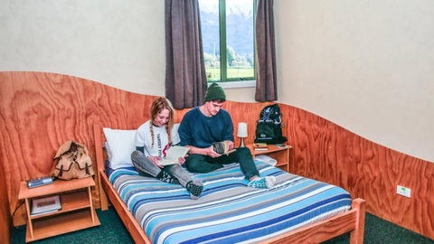 YHA Wanaka - Accommodation New Zealand 7