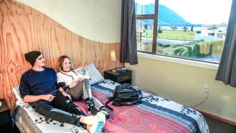 YHA Wanaka - Accommodation New Zealand 9
