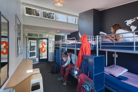 Bumbles Backpackers Queenstown - Accommodation New Zealand 5