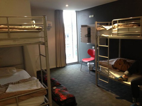 Nomads Queenstown Backpackers - Accommodation New Zealand 8