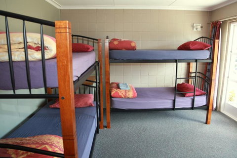 Te Anau Lakefront Backpackers - Accommodation New Zealand 5