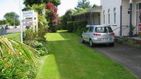 Braemar House YHA Backpackers