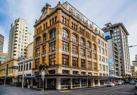 Nomads Auckland Backpackers Hostel & Bar - Accommodation New Zealand 1
