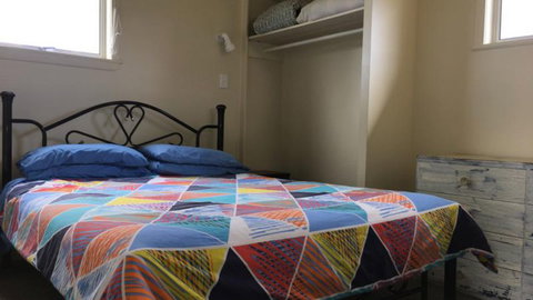 On The Beach Backpackers - Accommodation New Zealand 5